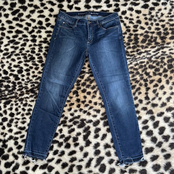 Articles of Society Skinny Jeans with Raw Edge Hem - Picture 2 of 7